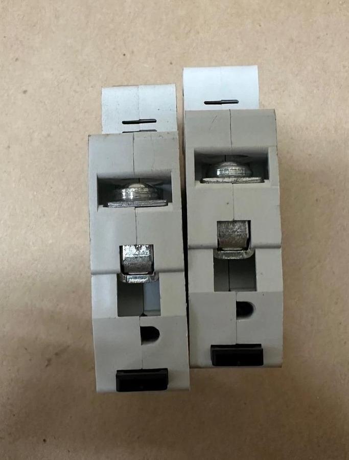 Used Eaton WMZS1C10 10A Circuit Breaker - Lot of 2