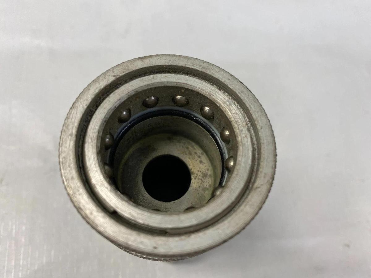 Used Aeroquip FD56 Quick Disconnect Couplings - Lot of 3