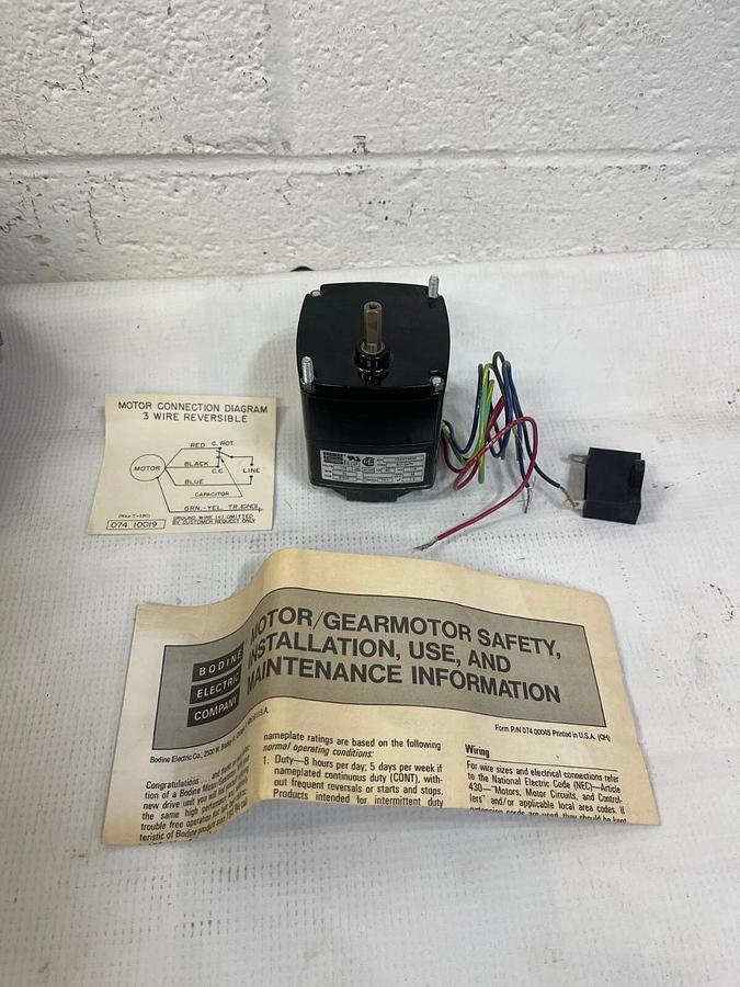 Bodine Electric Comp. KCI-24T4 1 PH Gear Motor 115 Volts 60 Hz