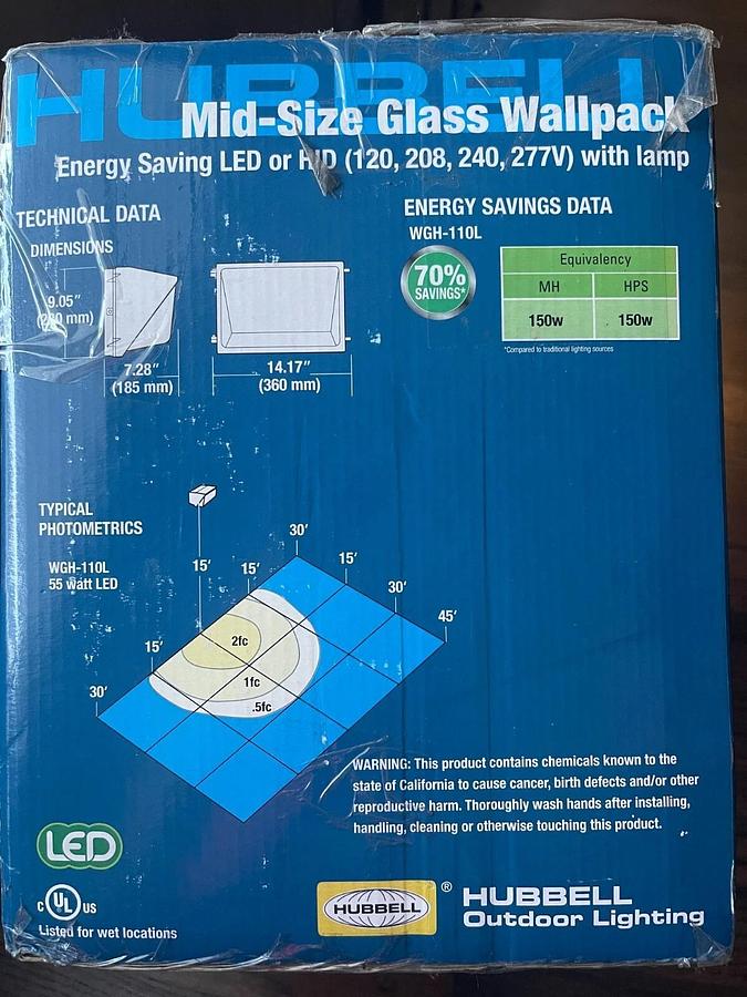 Hubbell Mid-Size Glass Wallpack WGH-110L-4K-U-M LED (150w HID Equivalent)