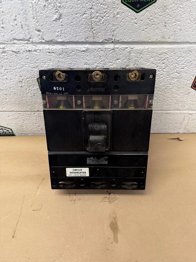 Used ITE 400A Circuit Breaker , 3 Pole, 600V