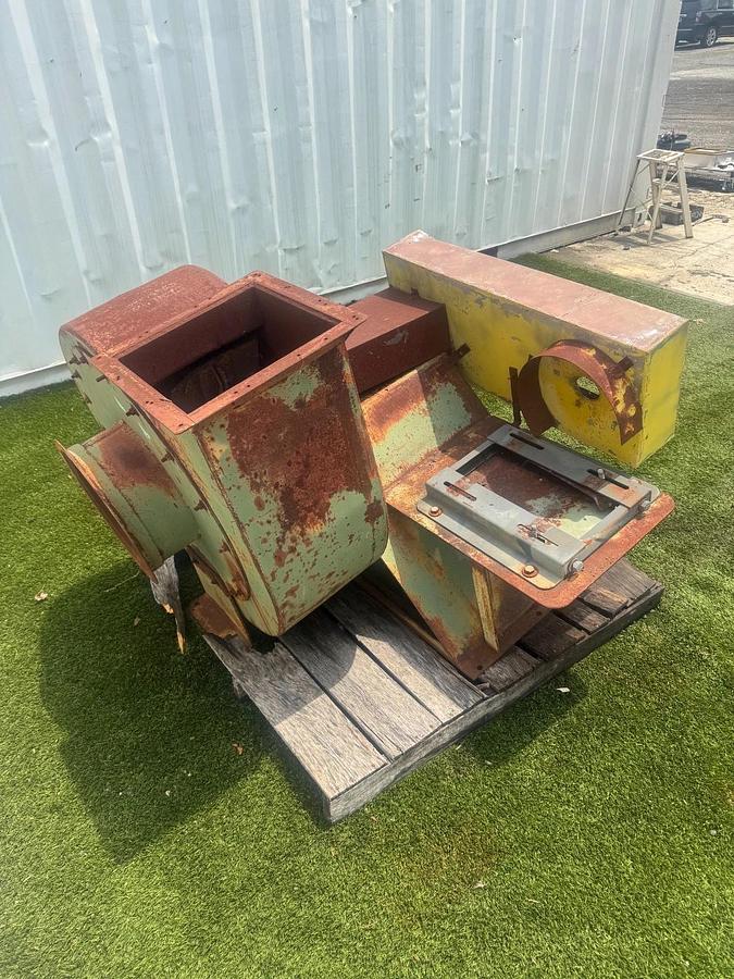 Used Industrial Blower Fan, CW Top Horizontal Blower, No Drive, 13.5” Inlet