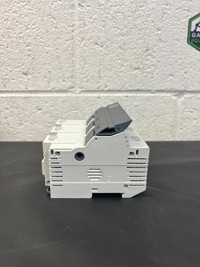 Used Allen Bradley 1492-FB3J60-L Class J Fuse Holder