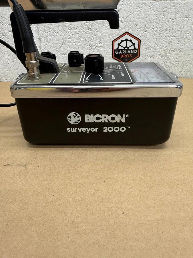 Used Bicron Surveyor 2000 Radiation Detector / Geiger Counter with Probe