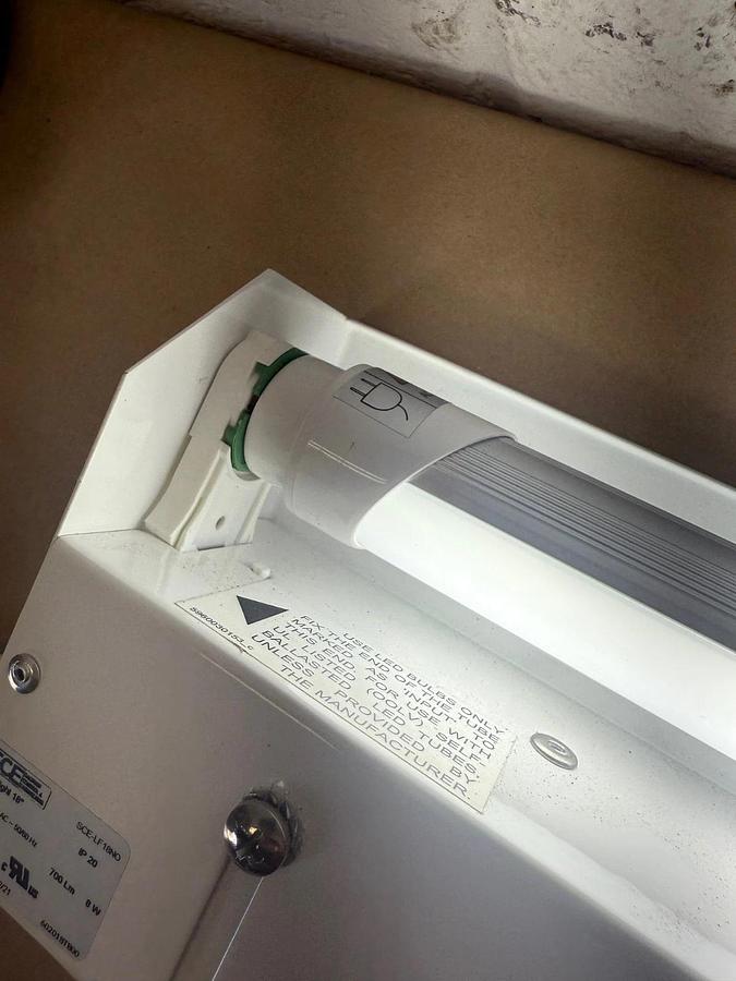 Used Saginaw (SCE) SCE-LF18NO, LED Light 18”, 120-230VAC, 50/60Hz, 700 Lm, 8W