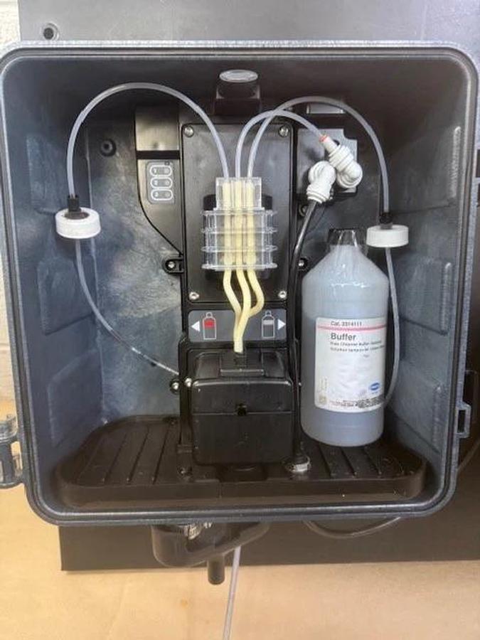Used Hach CL17SC Colorimetric Chlorine Analyzer, SC200 Universal Controller