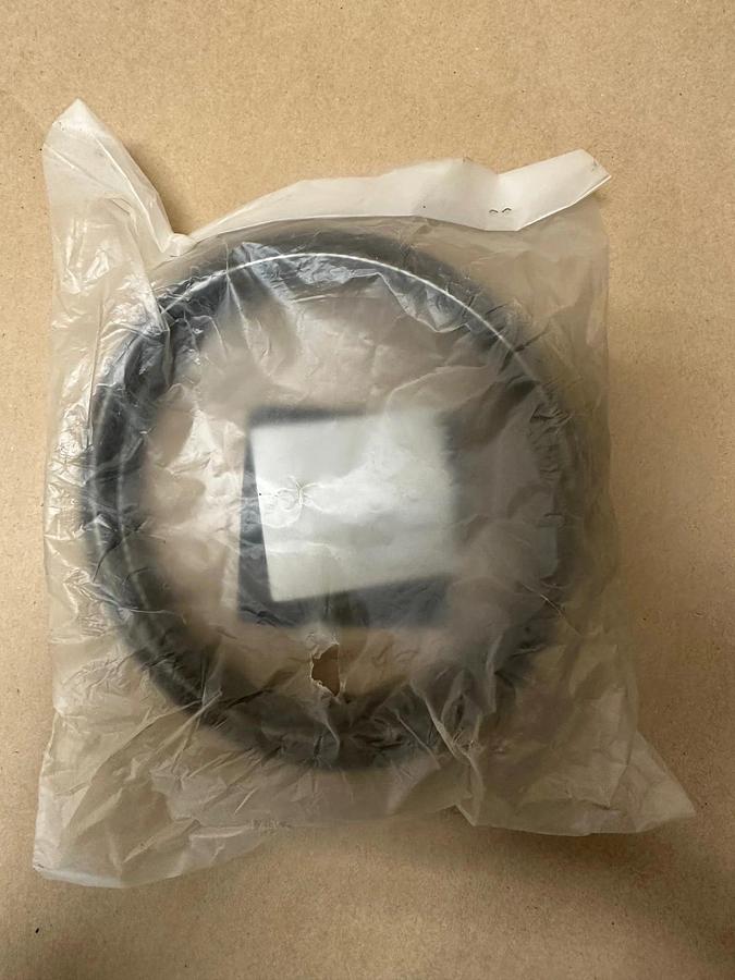 Used Hyster 4042142 V-Belt *FACTORY SEALED*