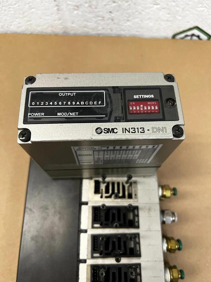 Used SMC IN313-DN1 Serial Interface Unit W/5 Valve Stations