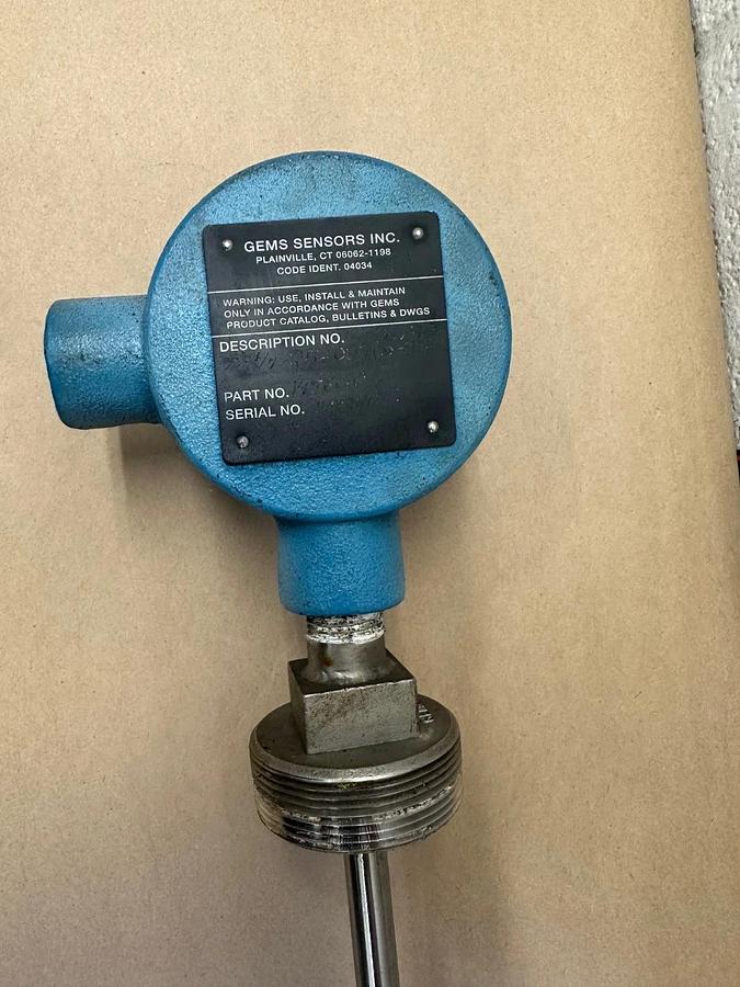 Used Gems Sensors Inc. XT-800 Float Sensor