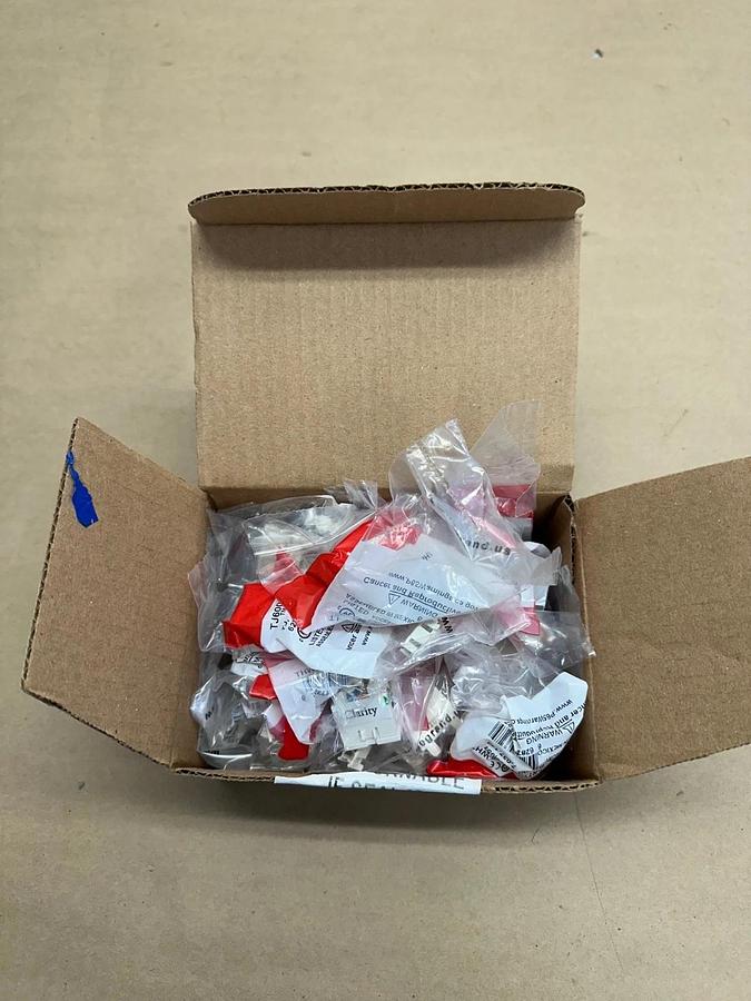 Used Legrand TJ600-88 Clarity 6 TracJack - Box of 19 *NEW*