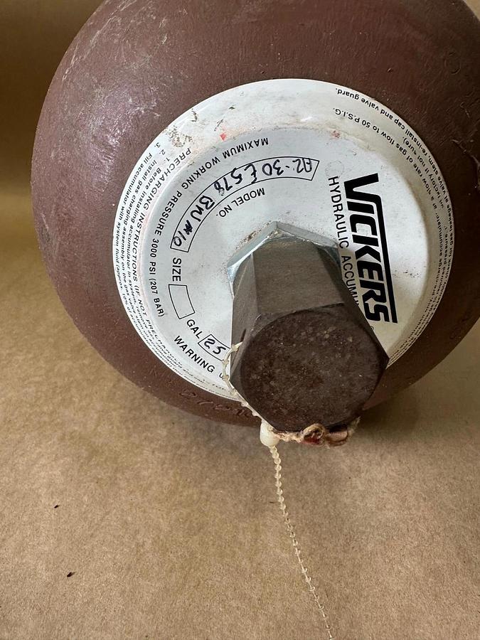 Used Vickers A2-30-E-578-BN-M-10 Accumulator Bladder