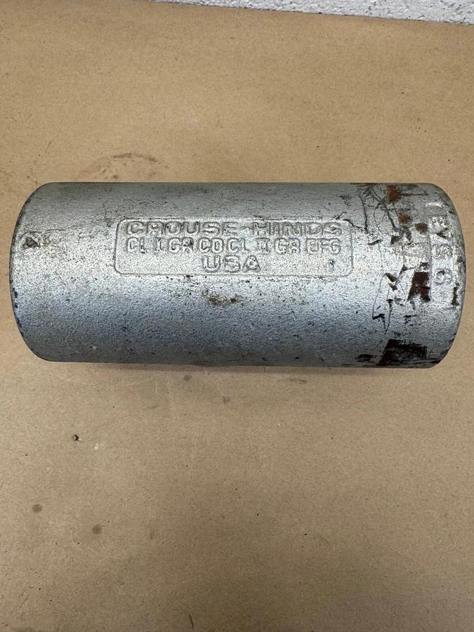 Used Crouse-Hinds CL I GR CD CL II GR EFG Conduit Seal Fitting, EYS6, 2-1/2” Female