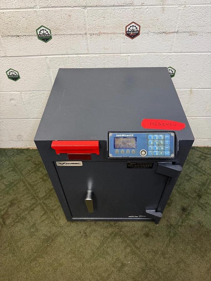 Used Amsec RMM2620SW-R Cash Management Safe Right Swing With Safe Wizard II