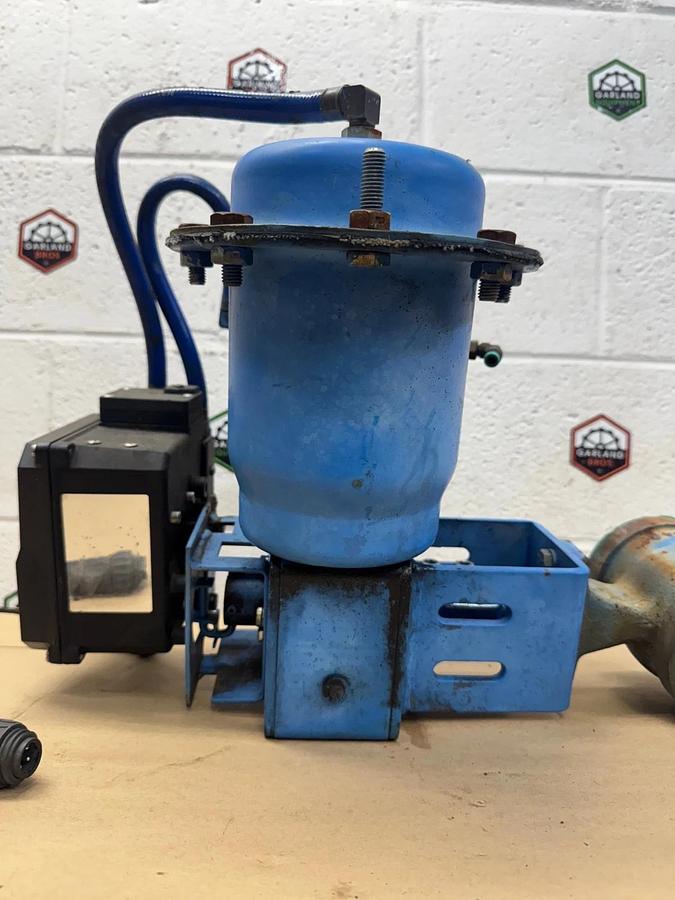 Used Neles Jamesbury 2-3/8” V-Ball Control Valve w/ NE727S/S1 Positioner