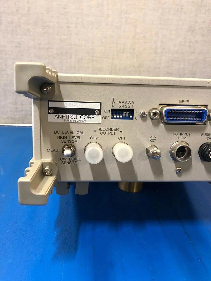 Used Anritsu Optical Power Meter ML910B with 2 MA9301A Optical Power Sensors