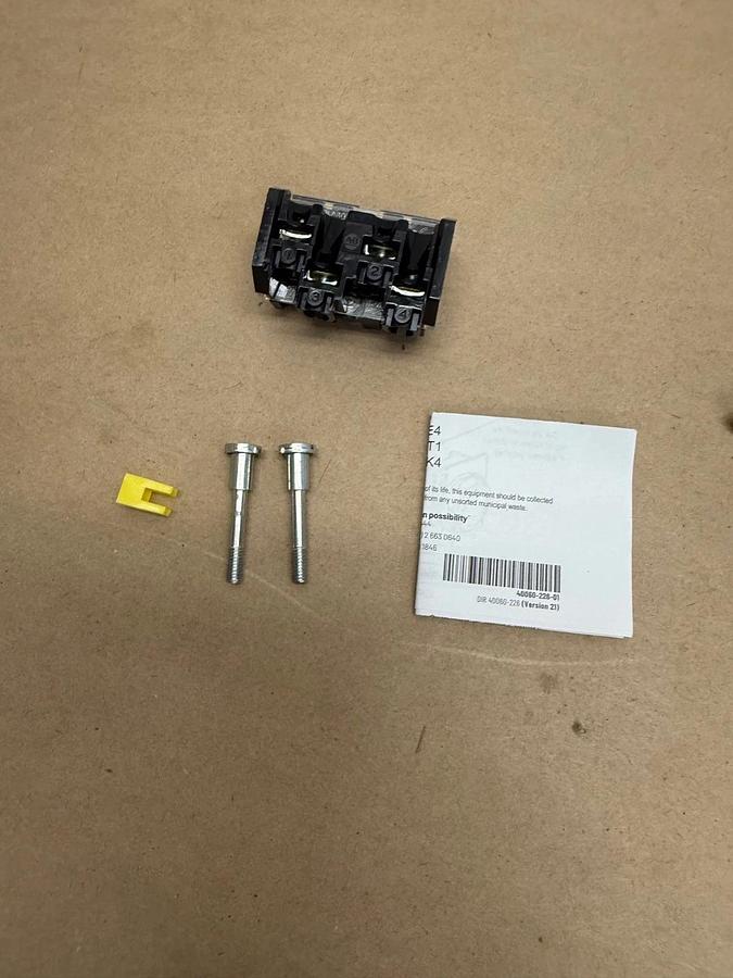 Used Allen-Bradley 800TC-XA Ser D Contact Block *NEW*