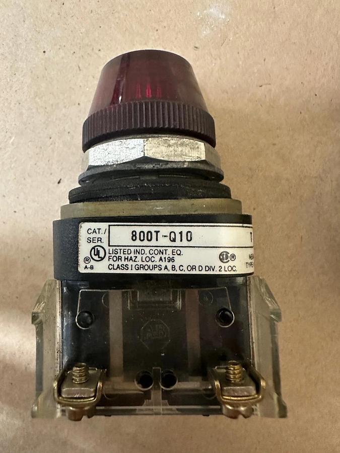 Used Allen Bradley 800T-Q10 Series T Pilot Light Red - Lot of 2
