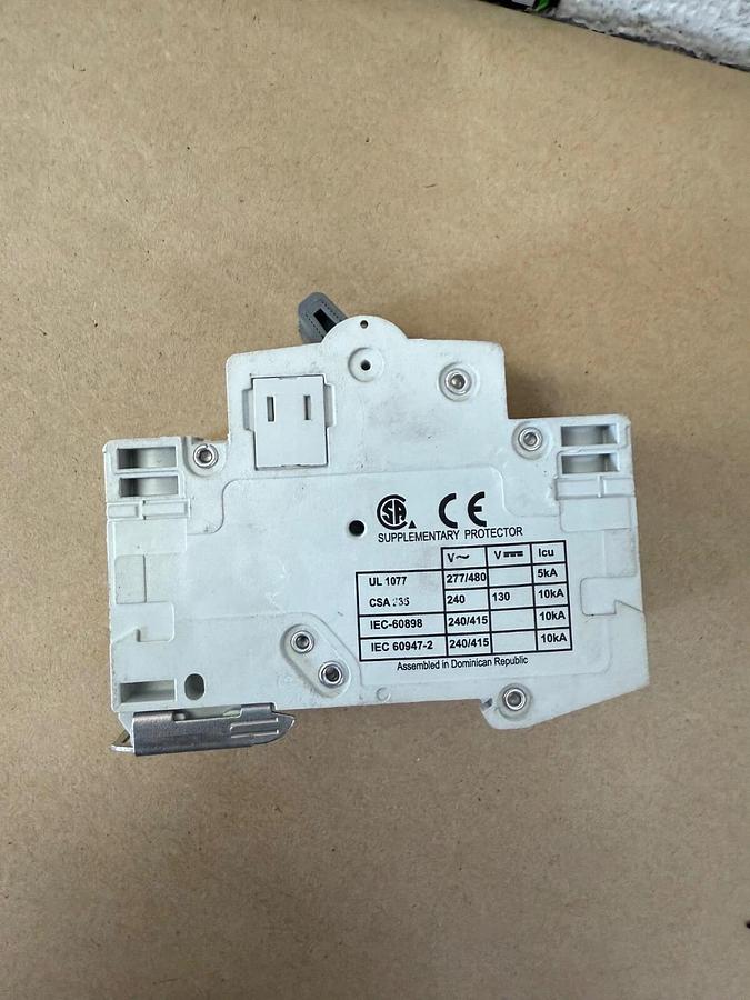 Used Cutler-Hammer WMS2D20 Circuit Breaker, 2-Pole, 415 V