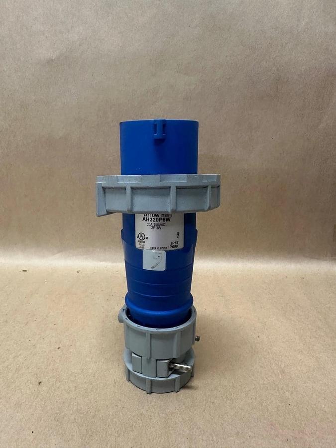 Used Arrow Hart AH320P6W Pin and Sleeve Plug