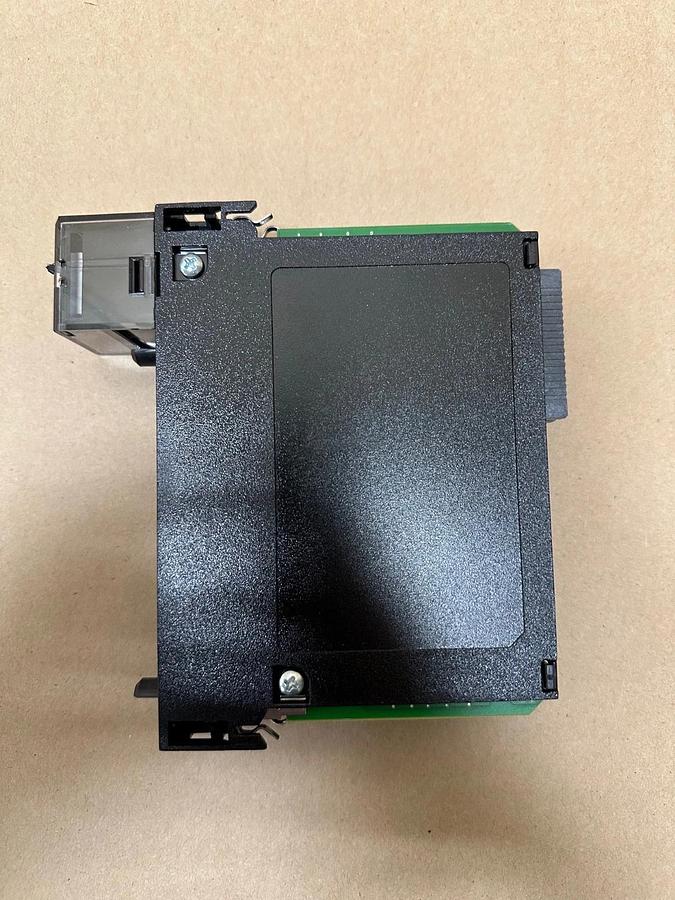 Allen Bradley 1756-OB16E ControlLogix 16 Point D/O Module