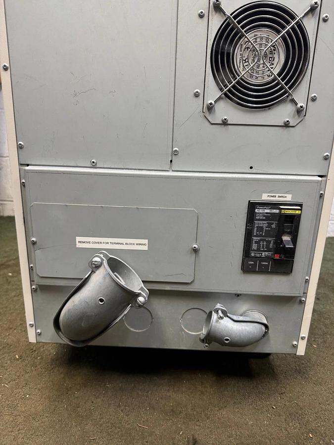 Used Toshiba UE32L220C61T Uninterruptible Power Supply 1600 EP Ser UPS, 22KVA, 91.6A