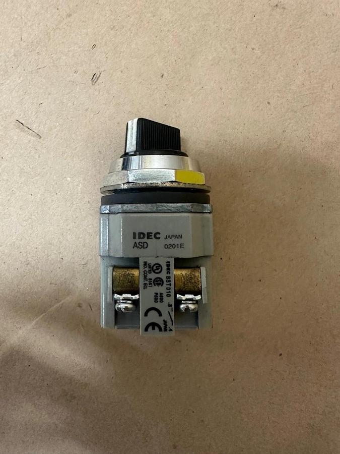 Used IDEC ASD Selector Switch