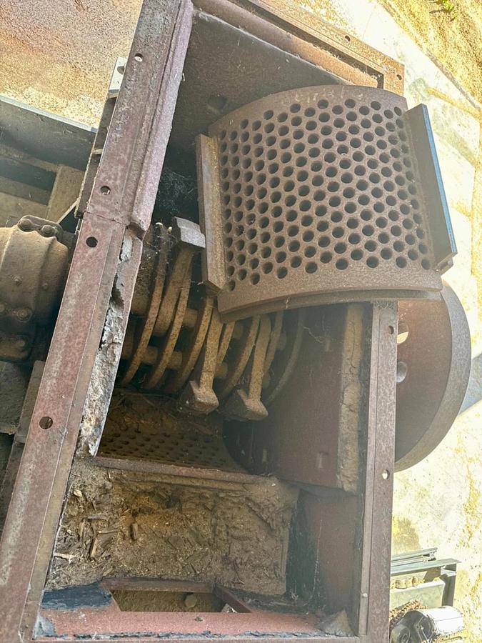 Used American Pulverizer Model WS 16 Crusher, Shredder, Hammer Mill 50Hp Drive