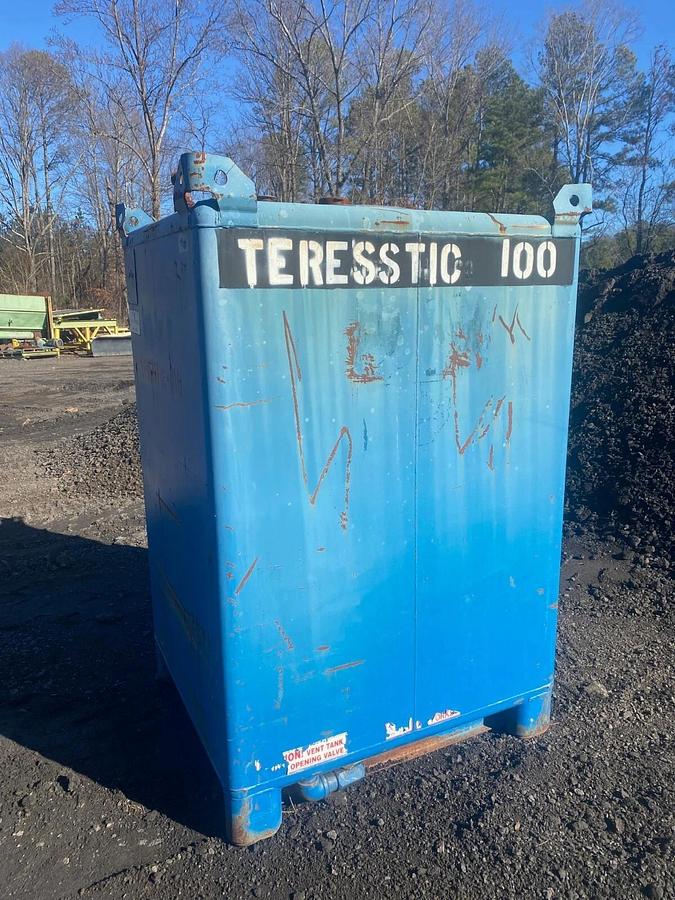 Used Hoover Universal 28144, 549 Gallon Tank, Industrial Liquid Storage Tank