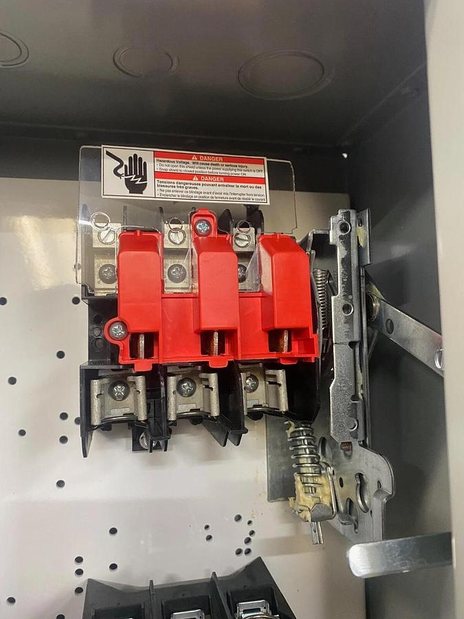 Siemens 17CUC92BF11 Non-Reversing Motor Starter, 30 Amp Fusible Amp Disconnect