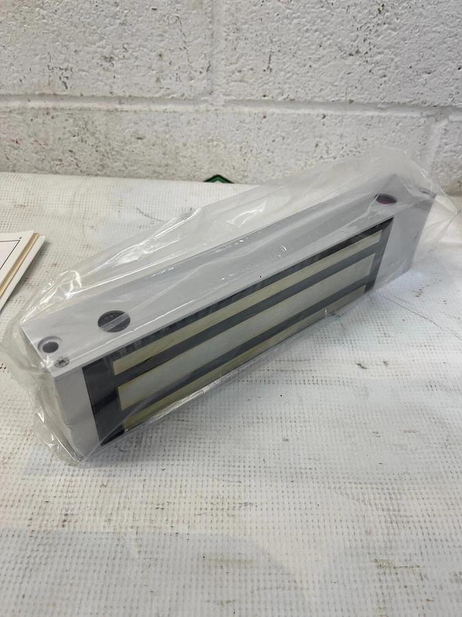 Von Duprin Ingersoll Rand DS 4010 US28 ATD RC24 Electromagnetic Lock Max-Hold