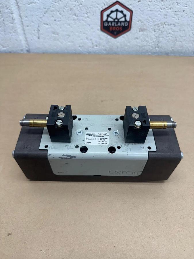Used Aventics R432006196 Pneumatic Directional Control Valve, 150 Max PSI *NEW*