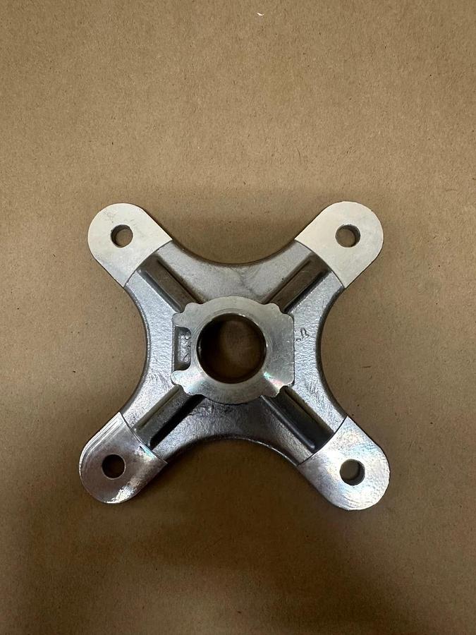 Used Tennant 47501 Hub Brush 1.00B *NEW*