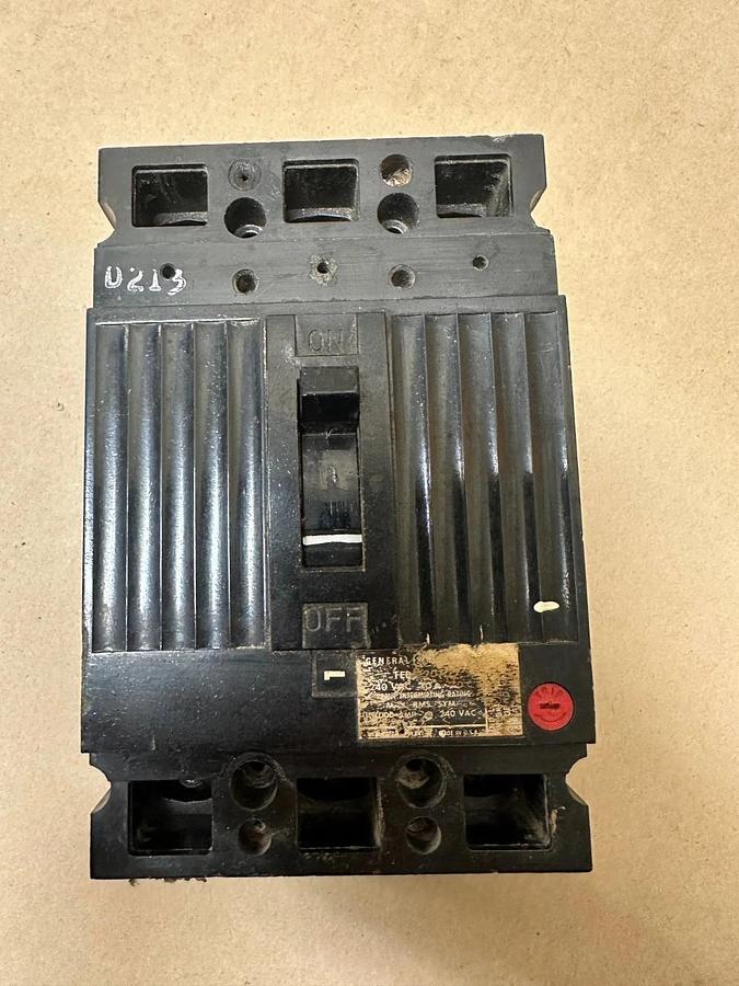 Used General Electric TED132070 70A 3 Pole Circuit Breaker