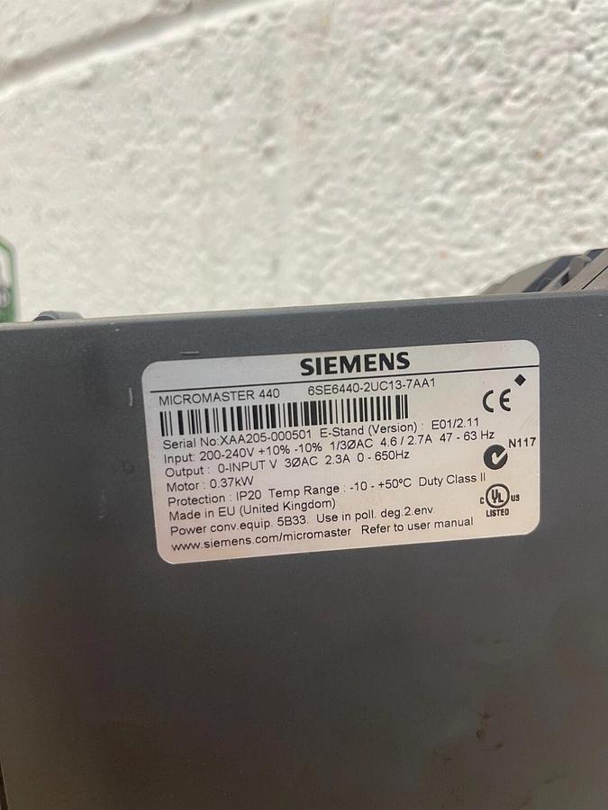 Used Siemens 6SE6440-2UC13-7AA1 Micromaster 440 Drive