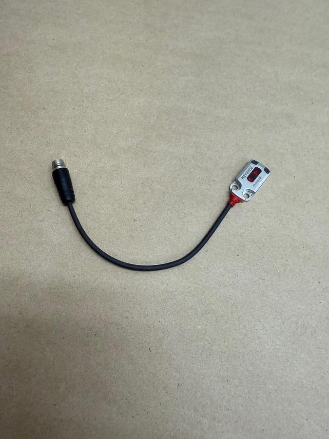 Used Keyence PR-FB30CP Phototelectric Sensor Switch