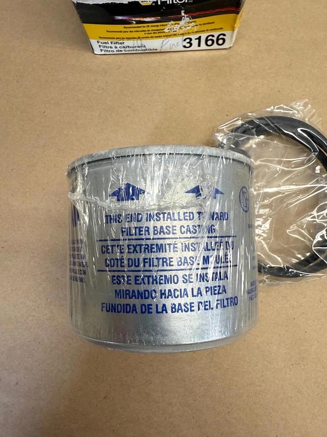 Used NAPA 3166 Gold Filter, Fuel Filter, Maximum Heavy Duty Protection *NEW*