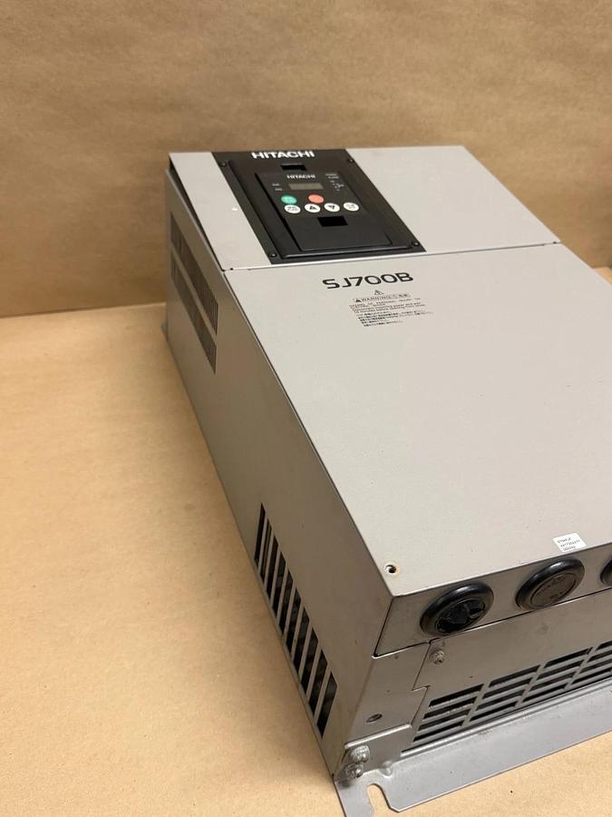 Used Hitachi SJ700B-370HFUF Inverter - PARTS ONLY