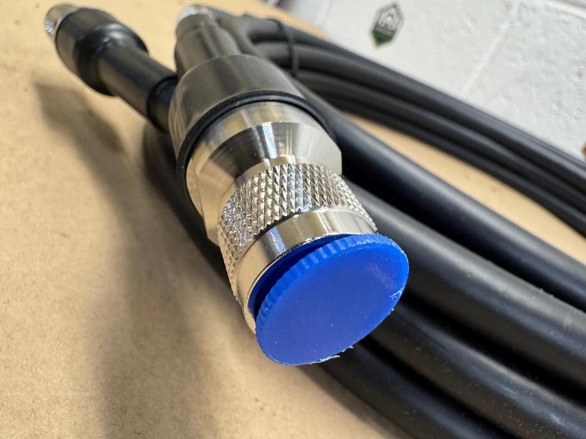 Used Phoenix Contact RAD-CAB-PFP600-25 Contact Antenna Cable *NEW*