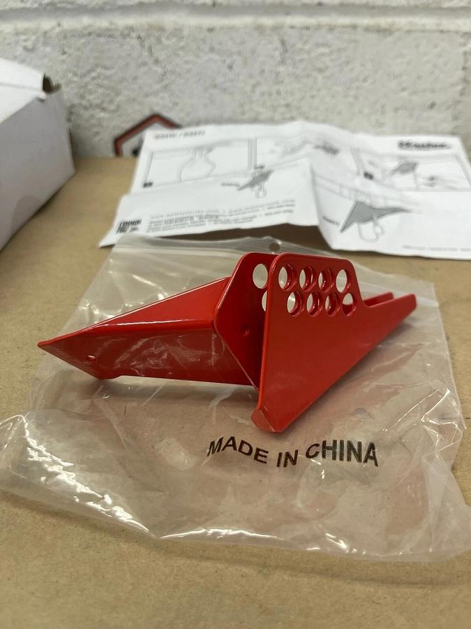 MasterLock S3476 Ball Valve Lockout Wedge