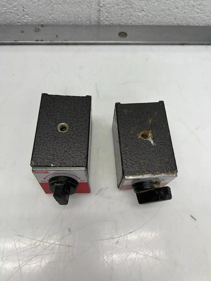 Used SPI Magnetic Indicator Base w/ Switch - Lot of 2