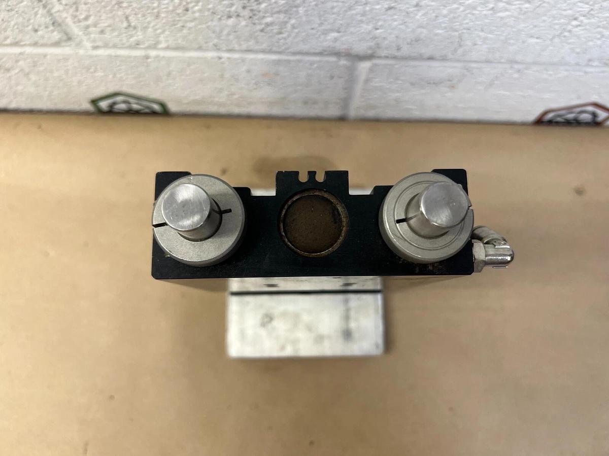 Used Destaco X2040603 Pneumatic Dual Rod Cylinder