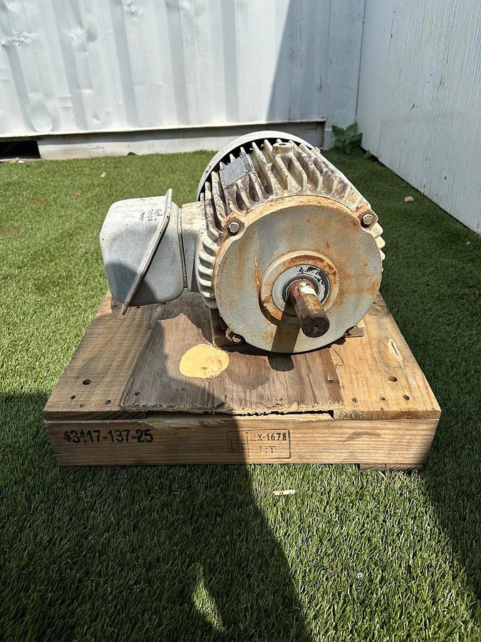 Used Toshiba High Efficiency 3Hp Motor @ 750RPM, 230/460V, 3 Phase, Frame 213T, 60Hz