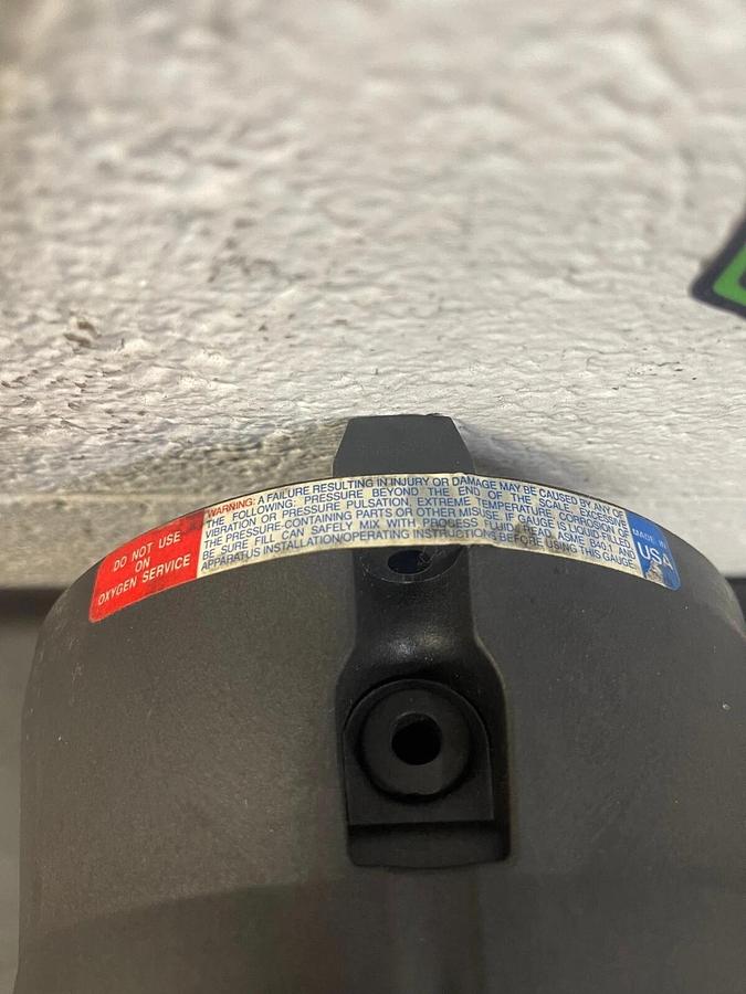 Used Wika 316 SS Tube & Connection 0-1500 psi, 0-10300 kPa, Pressure Gauge