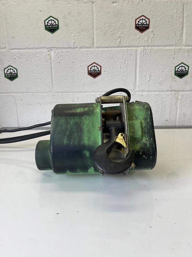 Used Hitachi G608499037 Electric Chain Hoist Type 1/2E₂ 450kg Cap 3m Lift 200V 2Ph