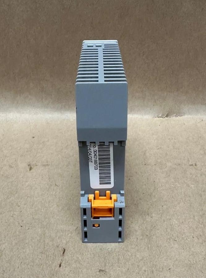 Used Phoenix Contact UNO-PS/1AC/24DC/30W Switching Power Supply *NEW*