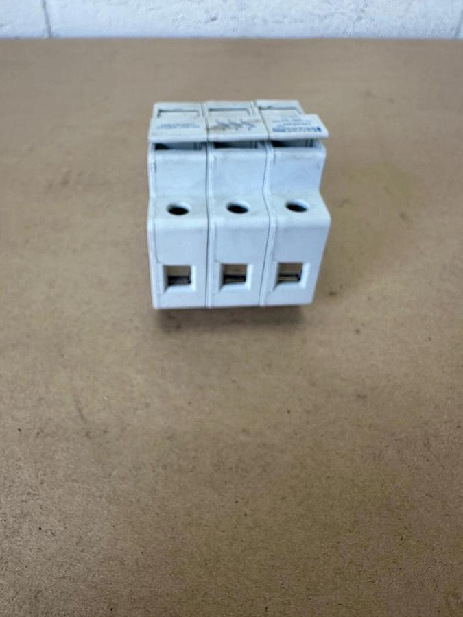 Used Ferraz Shawmut USCC3 3 Pole Ultrasafe, 600V 30A