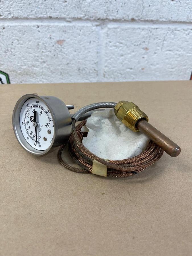 New - open box Quincy 21314 Temperature Gauge, 10ft Cap, 60-260°F, 20-125°C