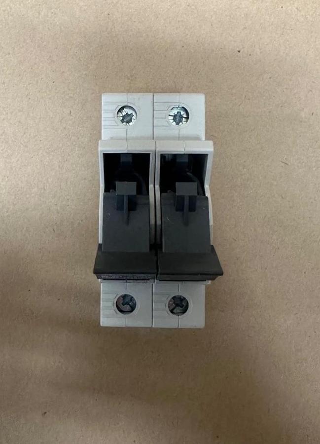 Used Allen Bradley 1492-FB2C30-L 30A, 600V Fuse Holder