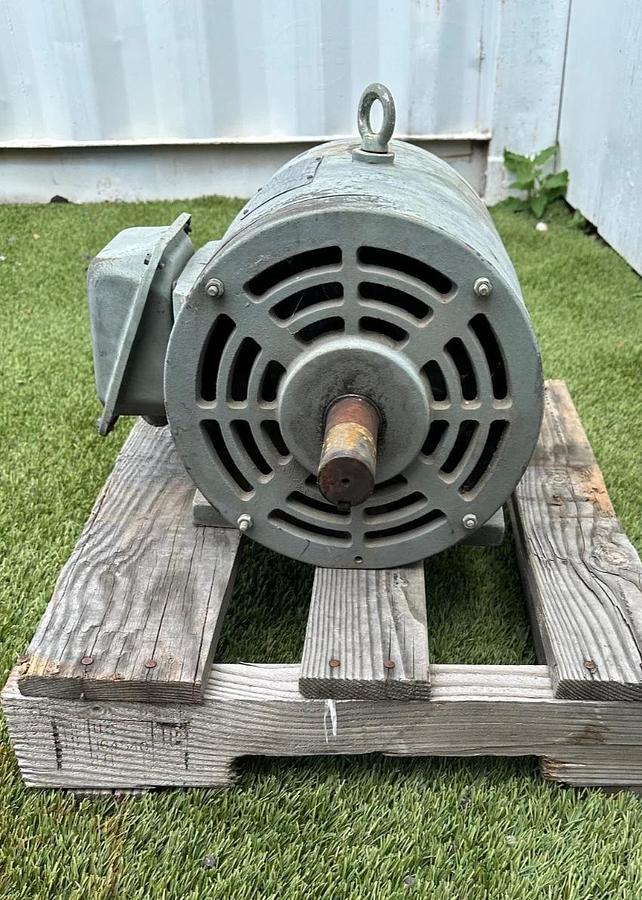 Used Toshiba 0036DPSA21A-P 3Hp Motor @ 1160RPM, 230/460V, 3 Phase, 213T Frame, 60Hz