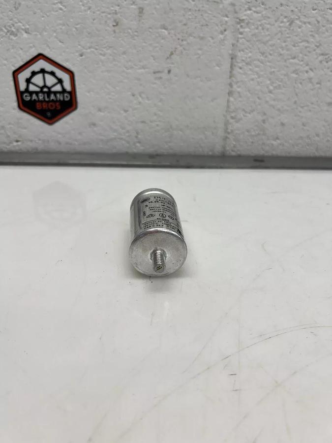Used Ducati Energia 16.26.02 450VAC Capacitor 50/60Hz